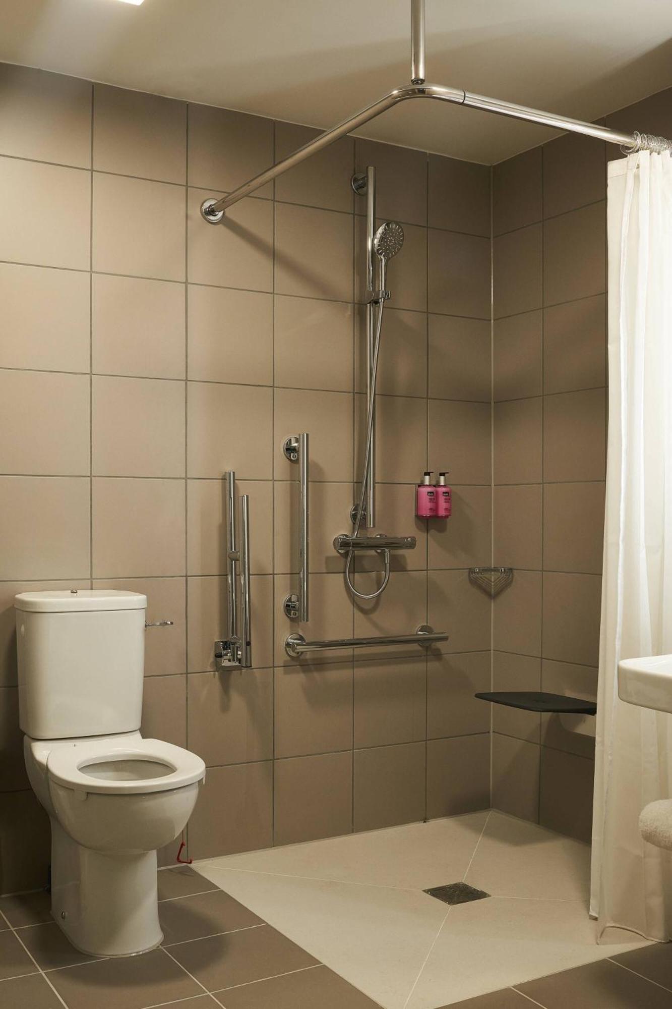 Moxy York Otel Dış mekan fotoğraf