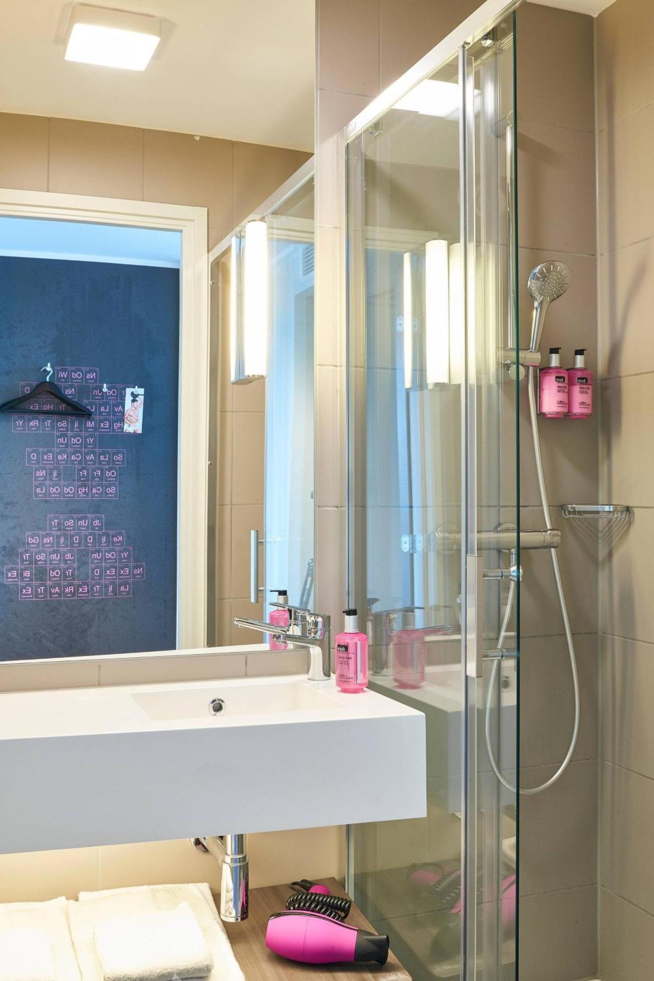 Moxy York Otel Dış mekan fotoğraf